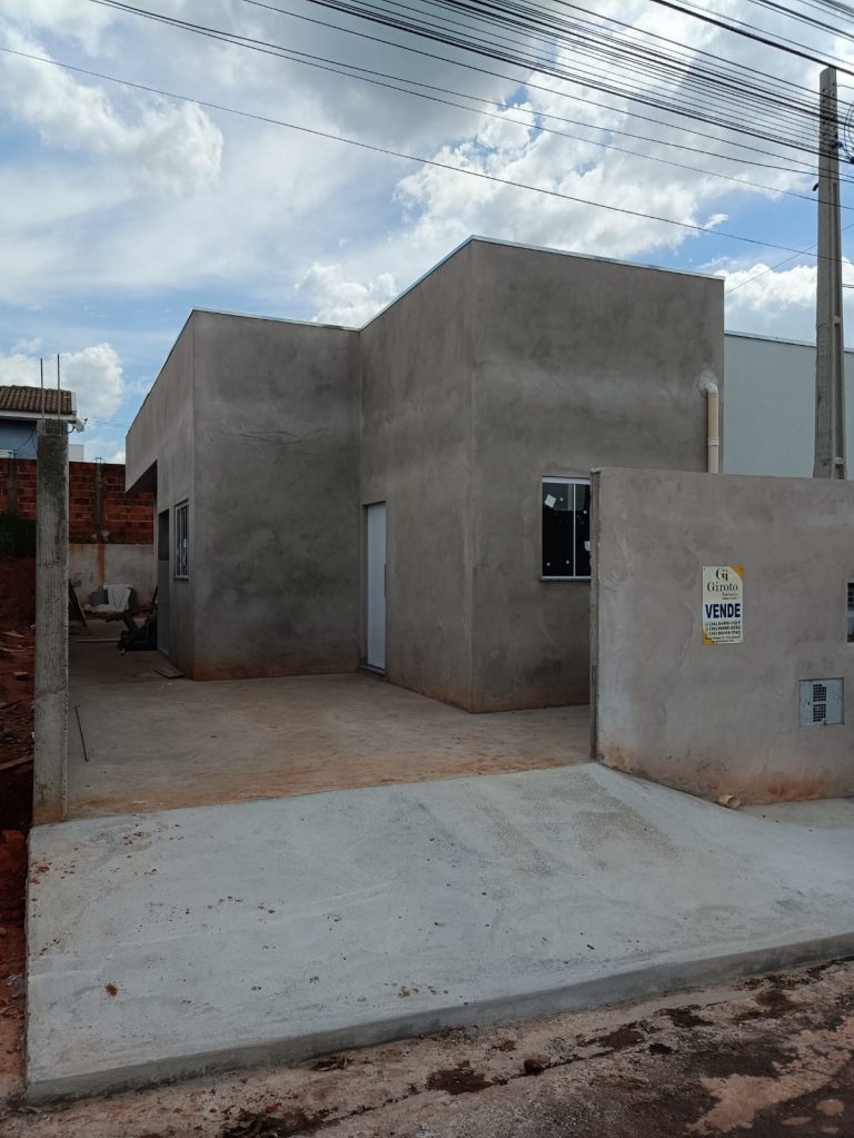CASA À VENDA